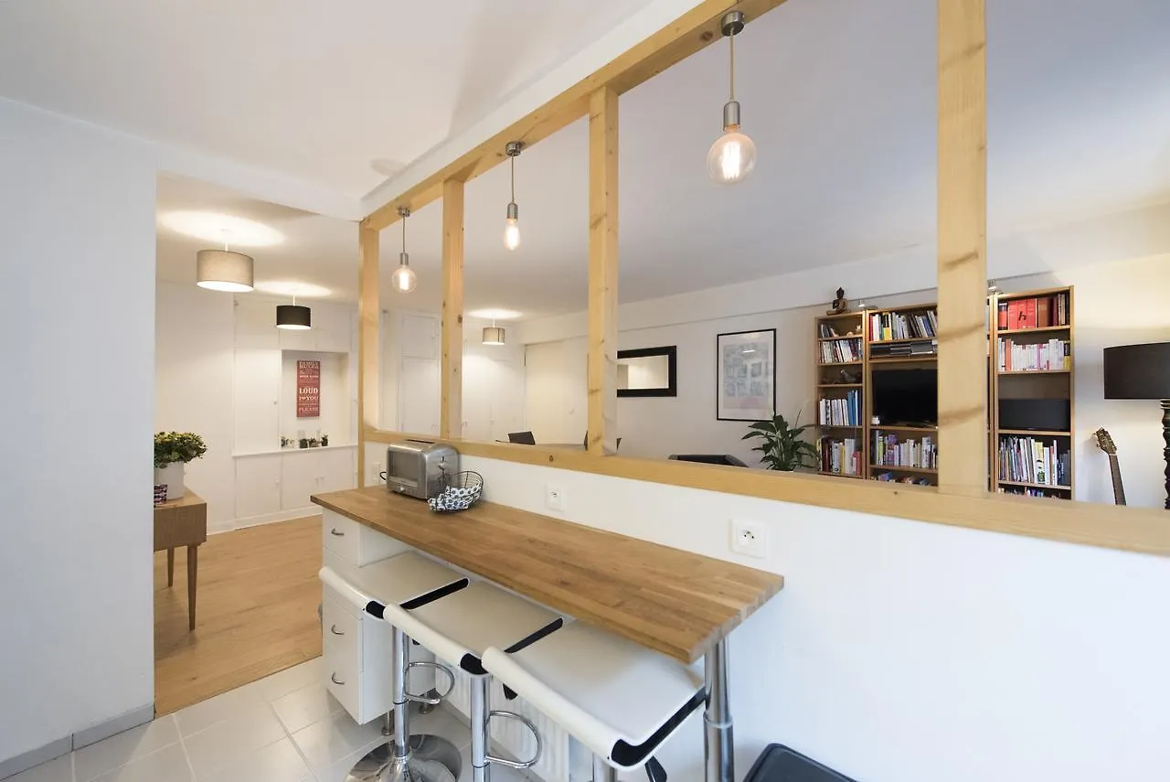 Apartment Veeve - Trendy South Pigalle Paris